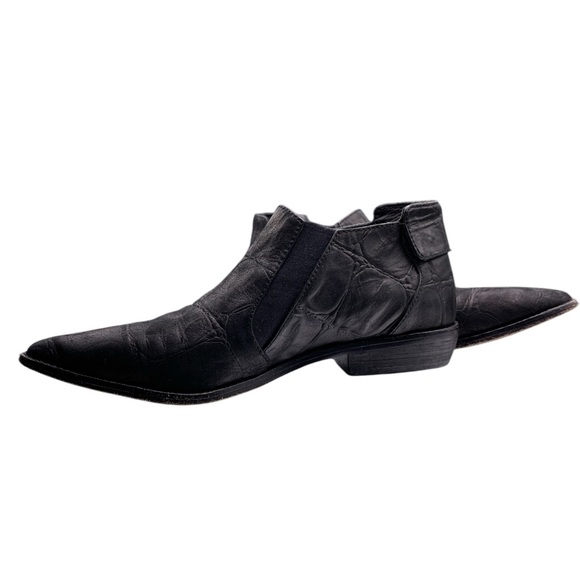 L.A.M.B. Gwen Stefani Memento Black Textured Pointy Toe Bootie Croc Embossed - Picture 4 of 14